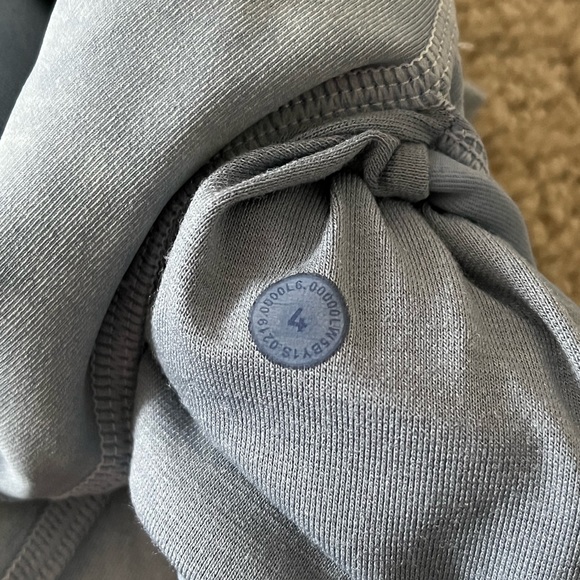 Lululemon leggings - Picture 5 of 7